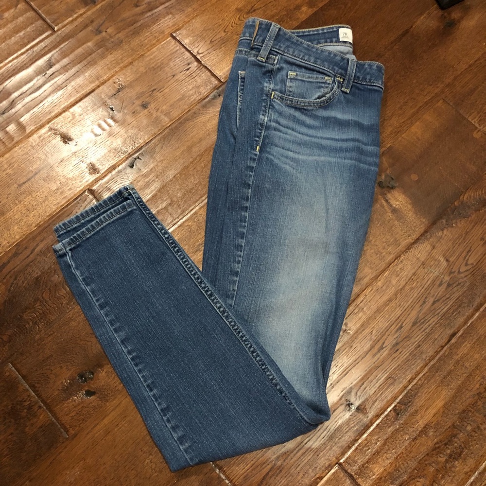 Hollister Light Wash Skinny Jeans size 7R